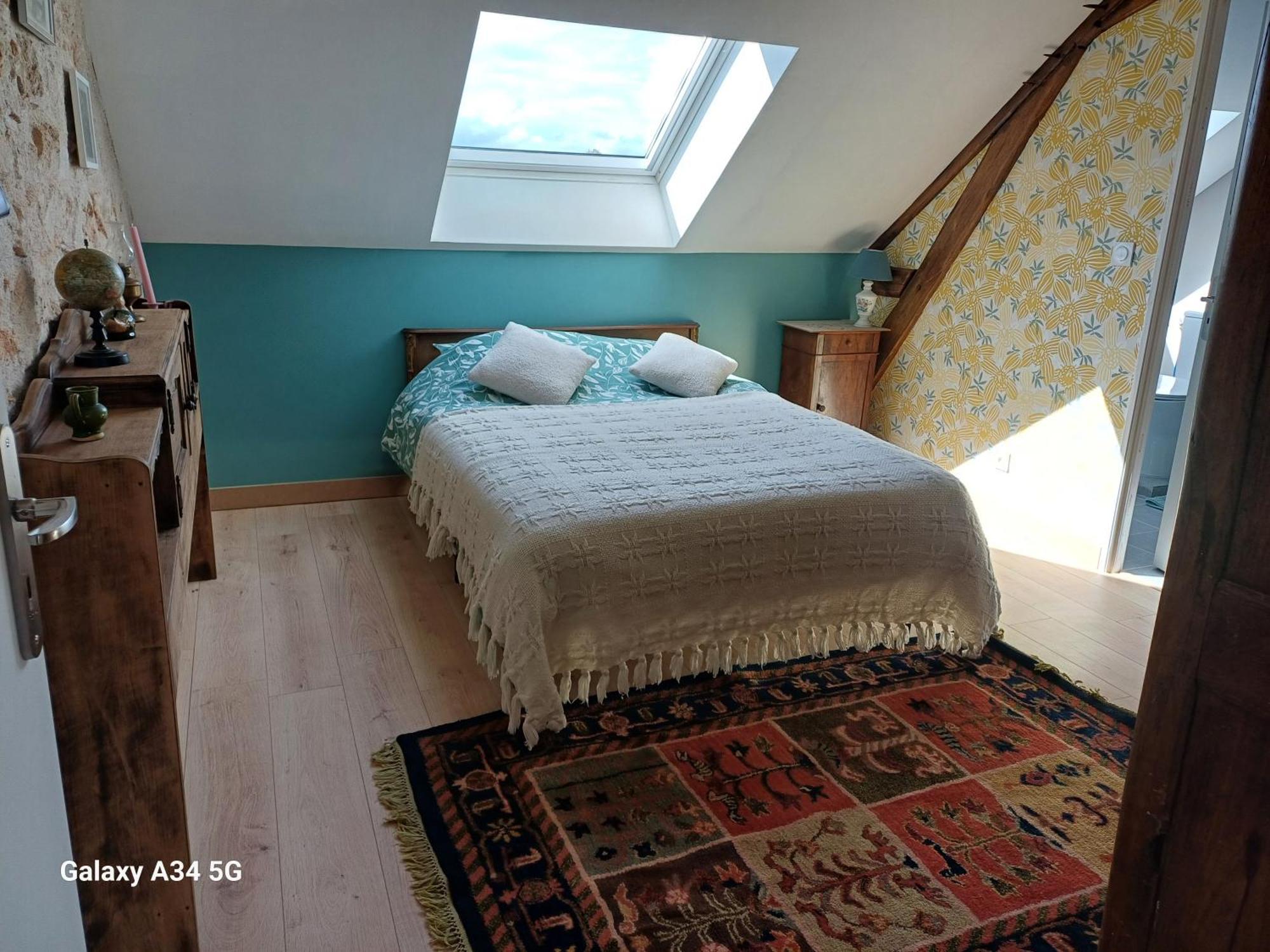 Les Chaumes Violettes Bed & Breakfast Cluis Екстериор снимка